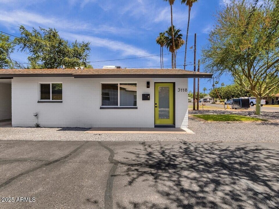 3118 N 39th St in Phoenix, AZ - Building Photo