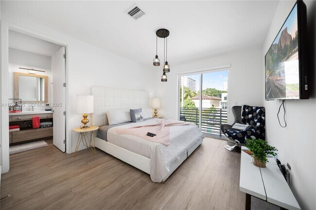 property at 3570 SW 23rd St