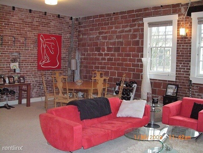 160 Liberty St NE in Salem, OR - Foto de edificio - Building Photo