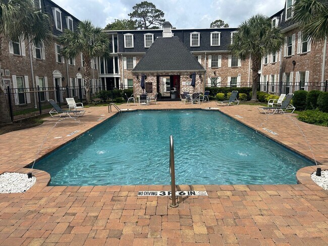 property at 359 N Post Oak Ln