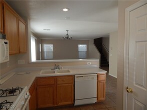 1271 Orange Meadow St in Las Vegas, NV - Building Photo - Building Photo