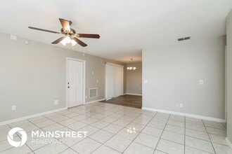 425 Danube Way in Kissimmee, FL - Building Photo - Building Photo