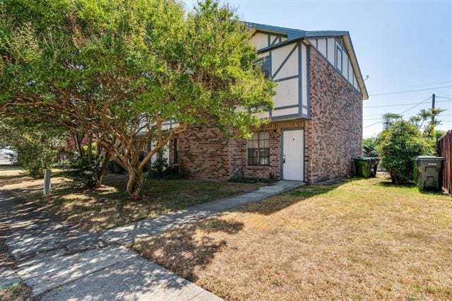 property at 2822 Wimbledon Ct
