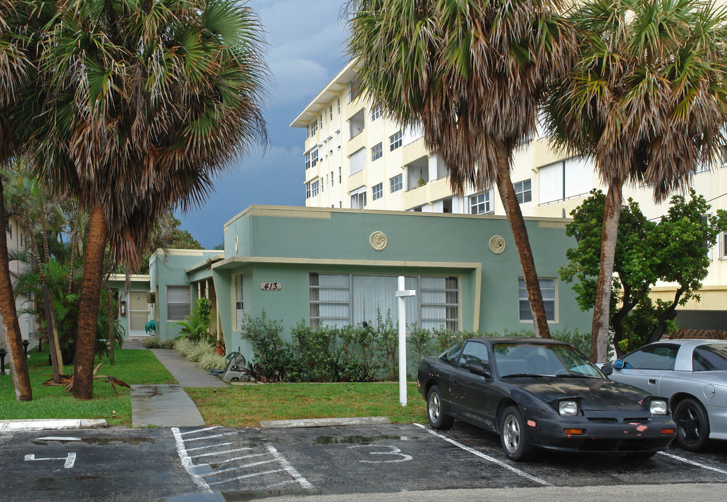 413 Briny Ave in Pompano Beach, FL - Building Photo