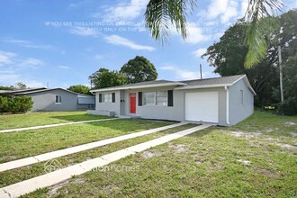 722 W Ilex Dr in West Palm Beach, FL - Building Photo - Building Photo