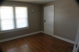 646 E 54th St in Indianapolis, IN - Building Photo - Building Photo