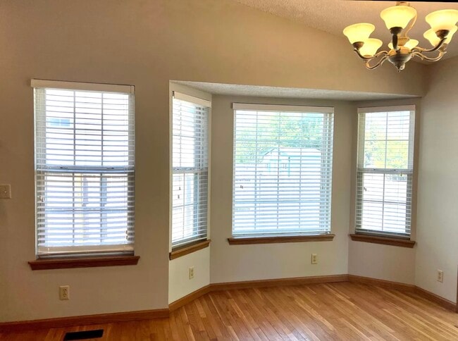property at 1802 S Mars St