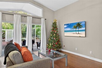 18015 Horseshoe Bay Cir in Ft. Myers, FL - Building Photo - Building Photo