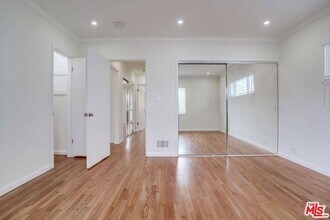 6514 Hedding St in Los Angeles, CA - Building Photo - Building Photo