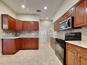 471 Westchester Hills Ln in Valrico, FL - Building Photo - Building Photo