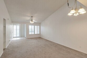 16739 E El Lago Blvd in Fountain Hills, AZ - Building Photo - Building Photo