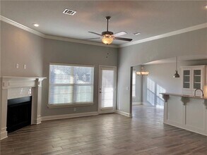 911 Buck Dr in Pea Ridge, AR - Foto de edificio - Building Photo