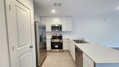 3064 Dawn Sound Dr in Park Row, TX - Building Photo - Building Photo