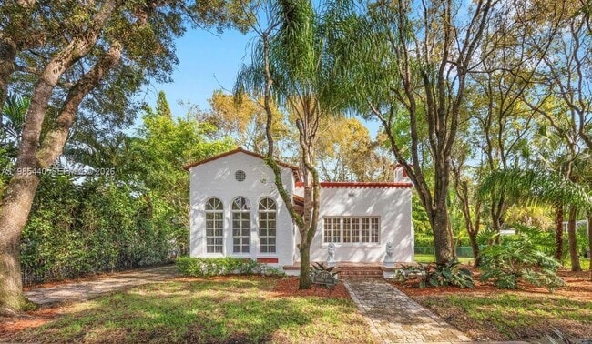 property at 517 Minorca Ave