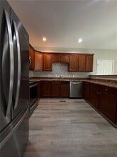 1812 Lakewood Ave SE in Atlanta, GA - Building Photo - Building Photo