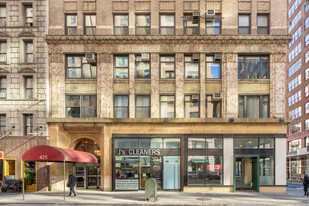 Park South Tower Apartments in New York, NY - Foto de edificio - Building Photo