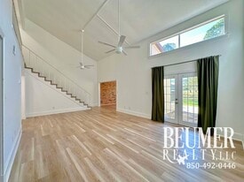 4833 Huron Dr in Pensacola, FL - Building Photo