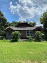 200 Marquette Ave in Azle, TX - Building Photo - Building Photo