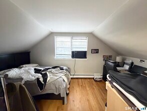 100 Upton St in New Britain, CT - Building Photo - Building Photo