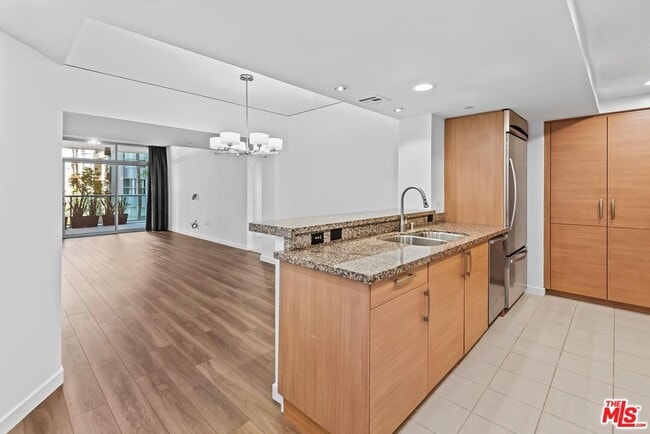 property at 13650 Marina Pointe Dr