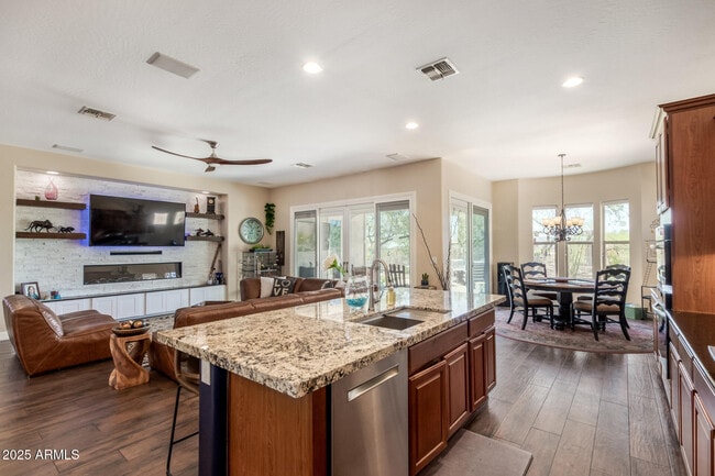 28106 N 18th Ln in Phoenix, AZ - Building Photo - Building Photo