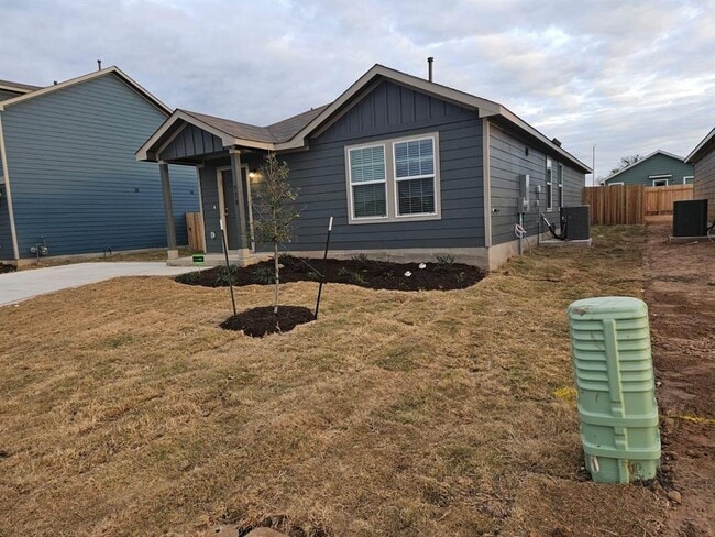 510 Sunray Dr in Lockhart, TX - Building Photo - Building Photo