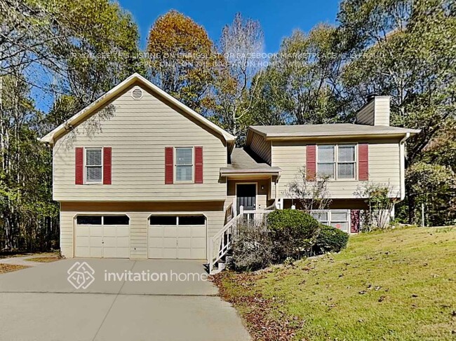 property at 74 Oak Landing Ln