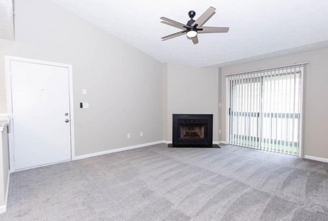 109 Cape Dorey Dr in Hampton, VA - Building Photo - Building Photo