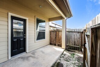 12227 Ghita Lane in Houston, TX - Building Photo - Building Photo