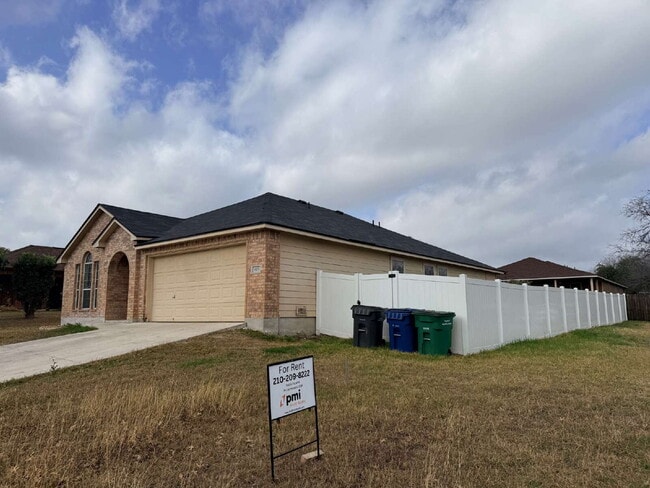 603 Cypresscliff Dr in San Antonio, TX - Building Photo - Building Photo