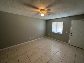 123 Sea Parc St, Unit A in Kingsland, GA - Foto de edificio - Building Photo