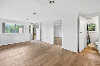 308 Nelson Ave in East Syracuse, NY - Building Photo - Building Photo