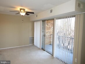 2909 Charing Cross Rd in Falls Church, VA - Building Photo - Building Photo