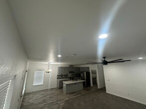 909 E Olive Ave in Merced, CA - Building Photo - Building Photo