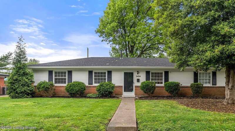 2404 Silverbrook Ave in Louisville, KY - Building Photo