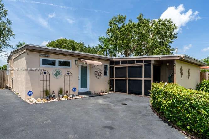 3309 SW 16th St in Fort Lauderdale, FL - Building Photo