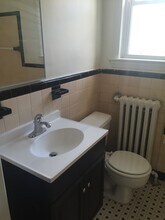 2951 Nelson Pl SE, Unit 4 in Washington, DC - Foto de edificio - Building Photo