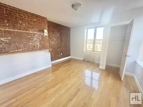 140 Wadsworth Ave in New York, NY - Building Photo - Building Photo