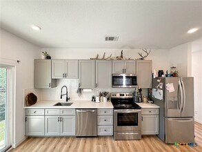 1200 Willow Dr in Canyon Lake, TX - Building Photo - Building Photo
