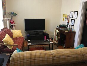 592 Washington St in Brookline, MA - Building Photo - Building Photo