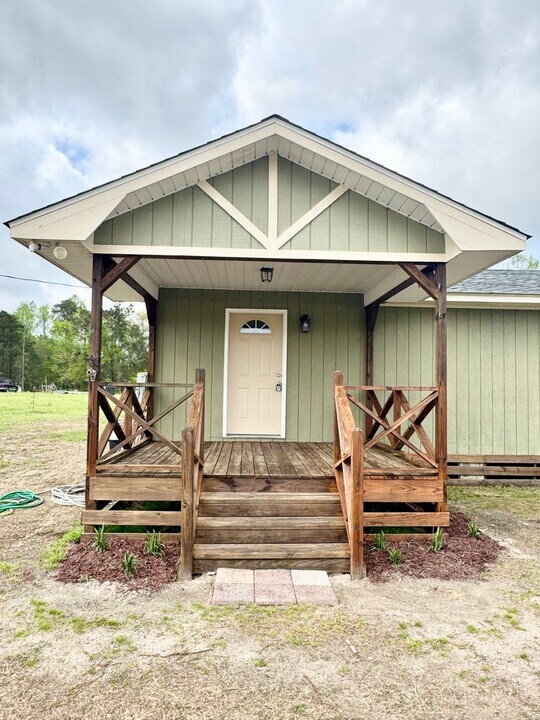 2788 Joyner Swamp Rd in Galivants Ferry, SC - Building Photo