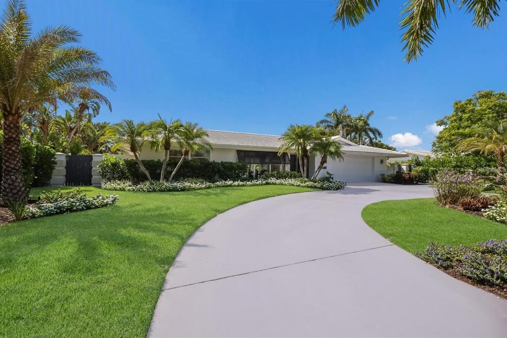 567 Bird Key Dr in Sarasota, FL - Building Photo