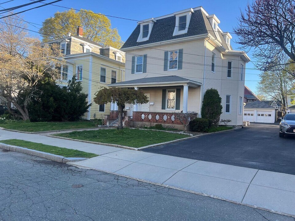 77 Boyd St, Unit #1 in Watertown, MA - Building Photo