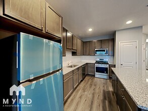 2861 Regal Park Dr NW in Atlanta, GA - Building Photo - Building Photo