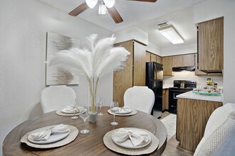 Garden Place in Mesa, AZ - Building Photo - Building Photo