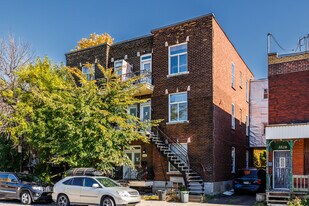 5516 Eadie Rue in Montréal, QC - Building Photo
