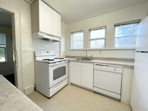 510 Mack Rd in Ann Arbor, MI - Building Photo - Building Photo