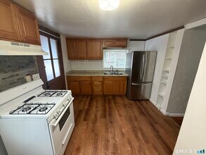 43 Bigelow St in Manchester, CT - Building Photo - Building Photo