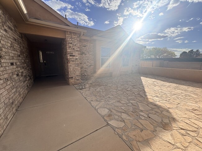 4049 Montreal Loop NE in Rio Rancho, NM - Building Photo - Building Photo