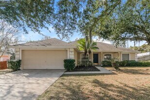 214 Pleasant Hill Dr in Clermont, FL - Building Photo